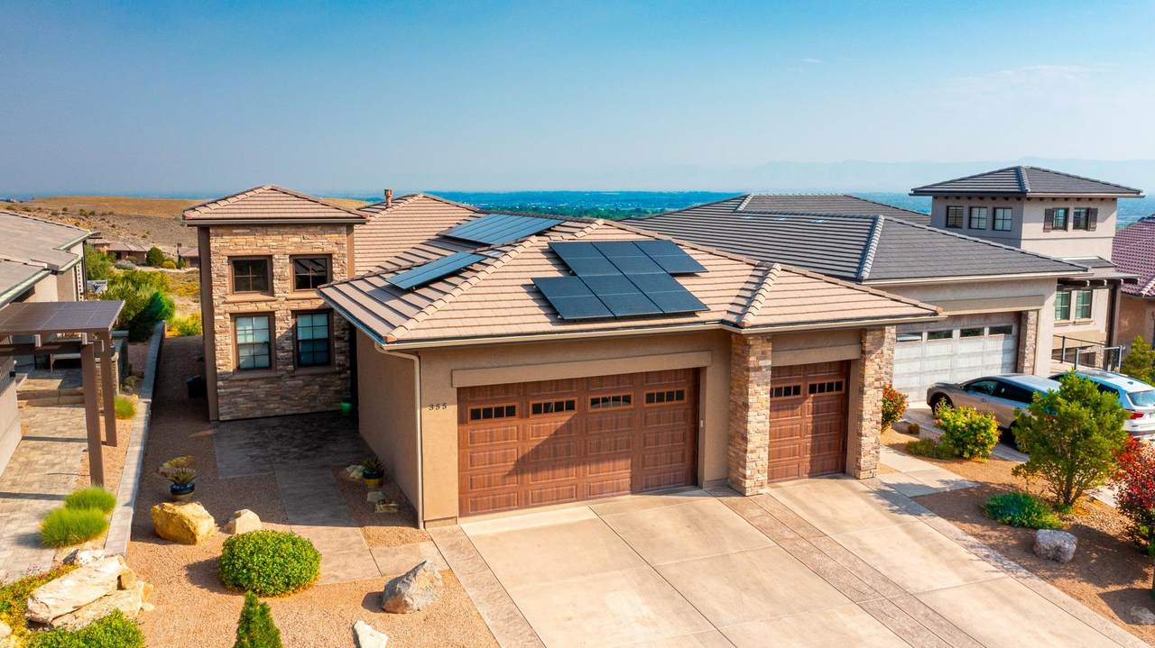 355 Ridges Boulevard - Photo 1