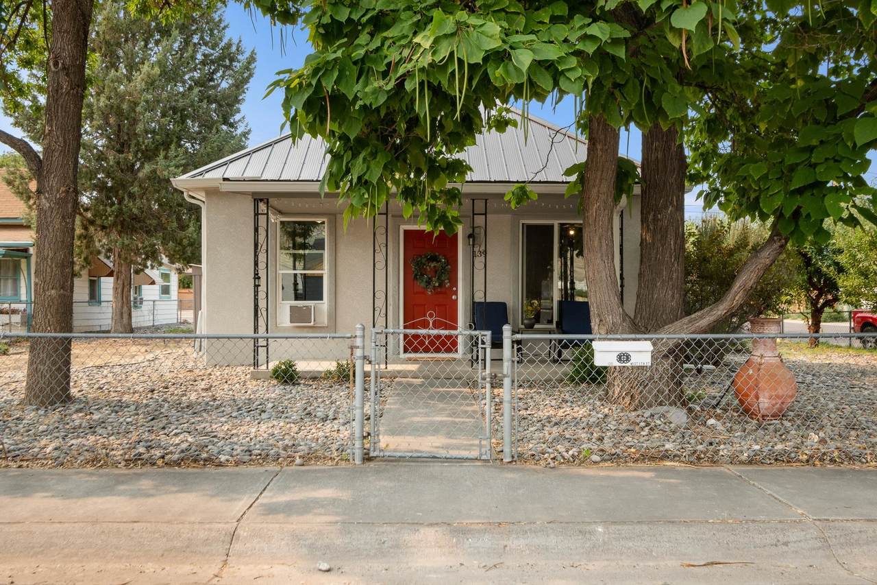 139 6th Street - Photo 1