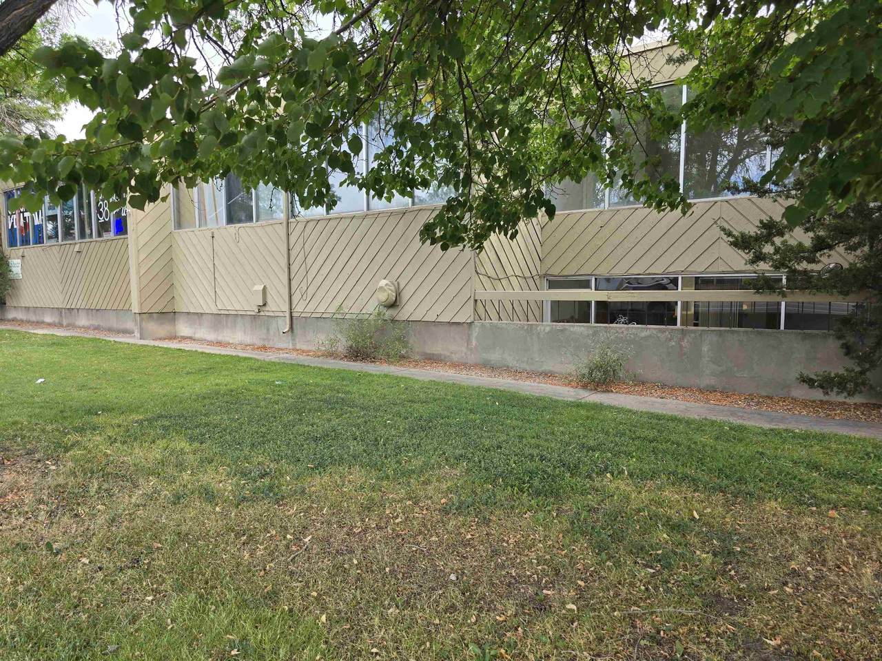 1000 9th Street - Photo 1