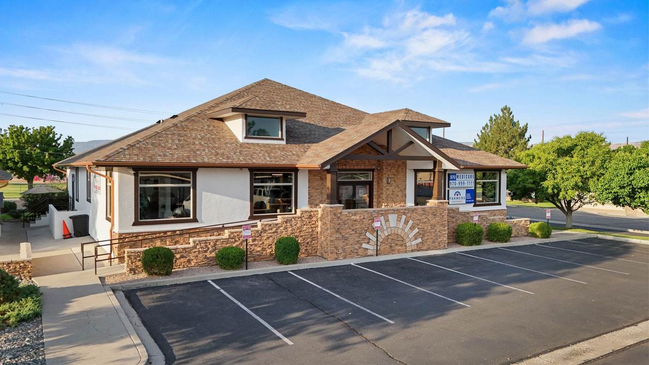 2558 Patterson Road - Photo 1