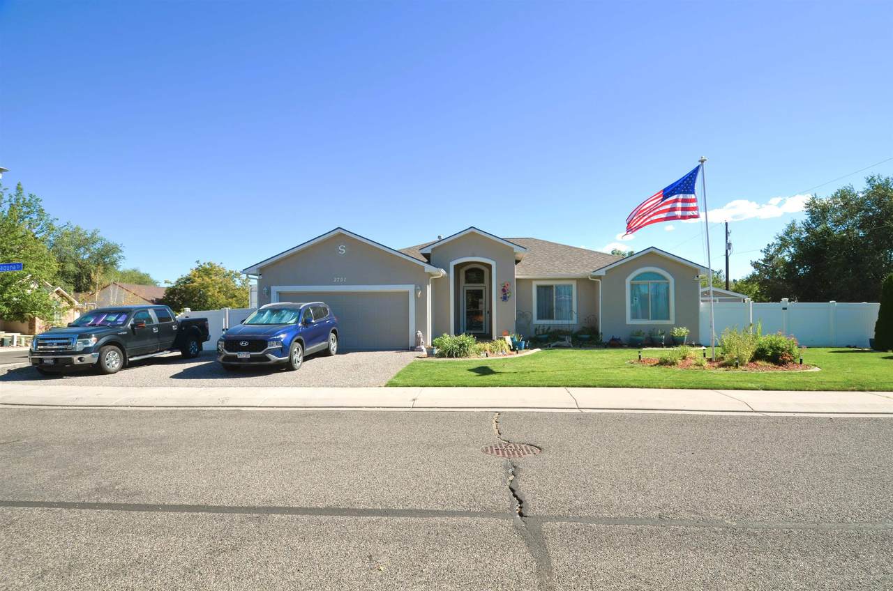 2751 Laguna Drive - Photo 1