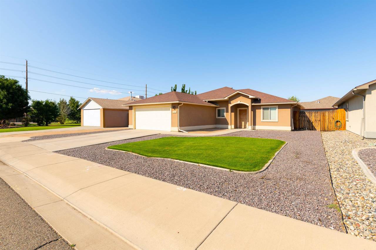 505 Casey Way - Photo 1