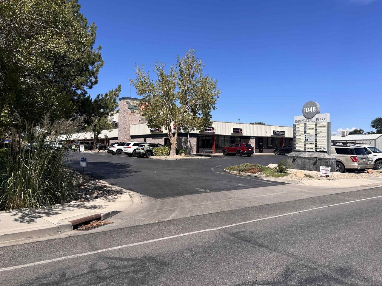 1048 Independent Avenue - Photo 1