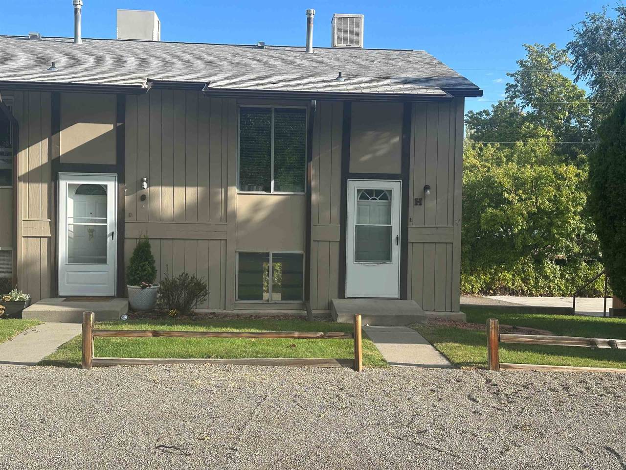 104 Park Drive - Photo 1