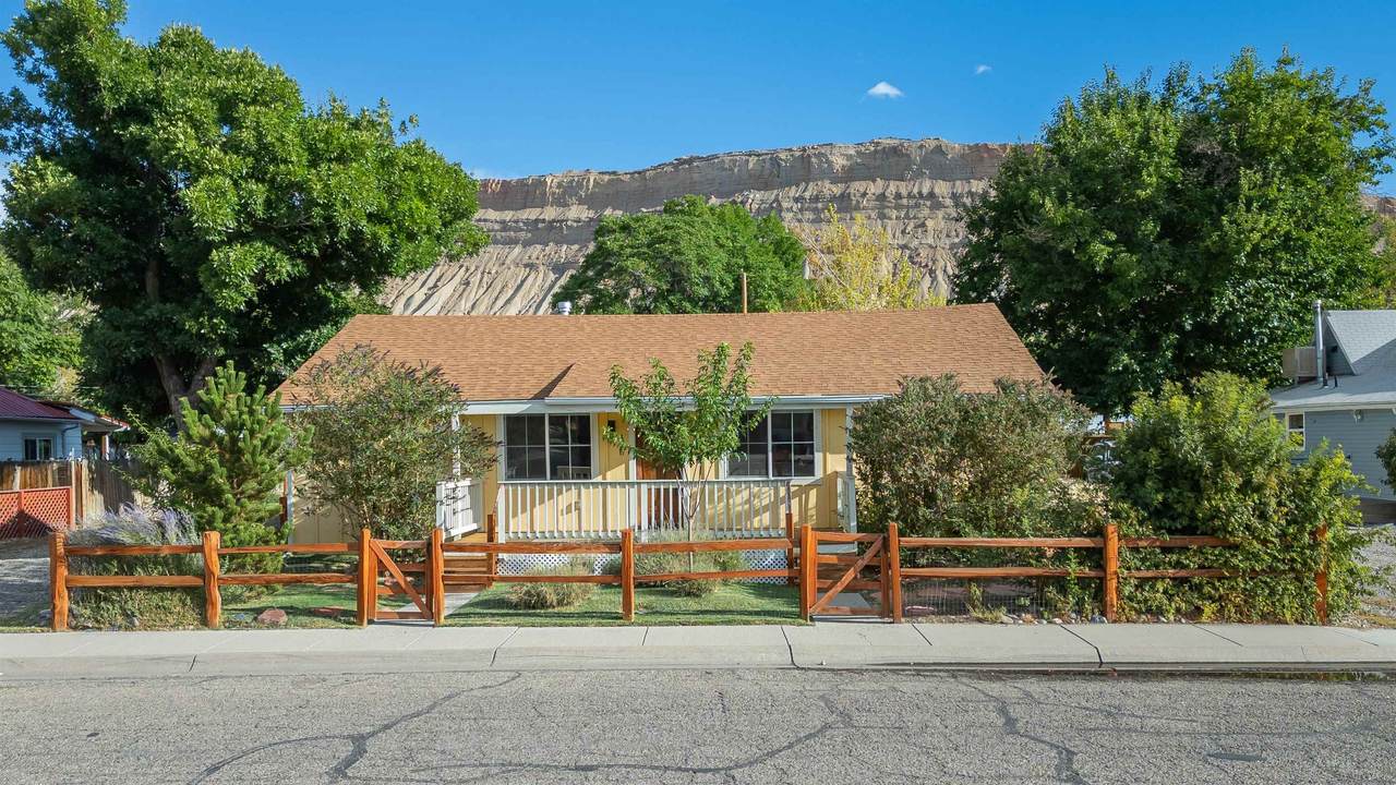 416 5th Street - Photo 1