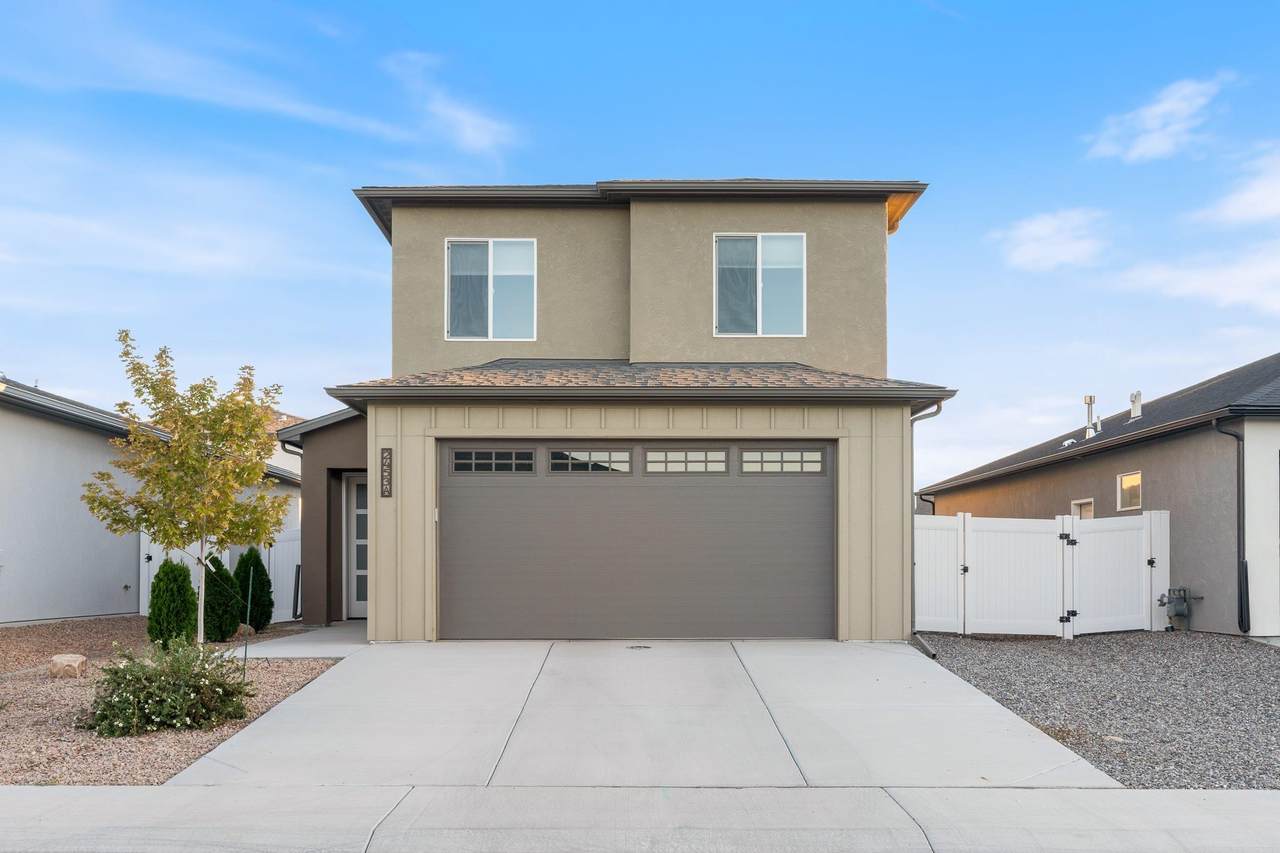 2453 Ross Road - Photo 1