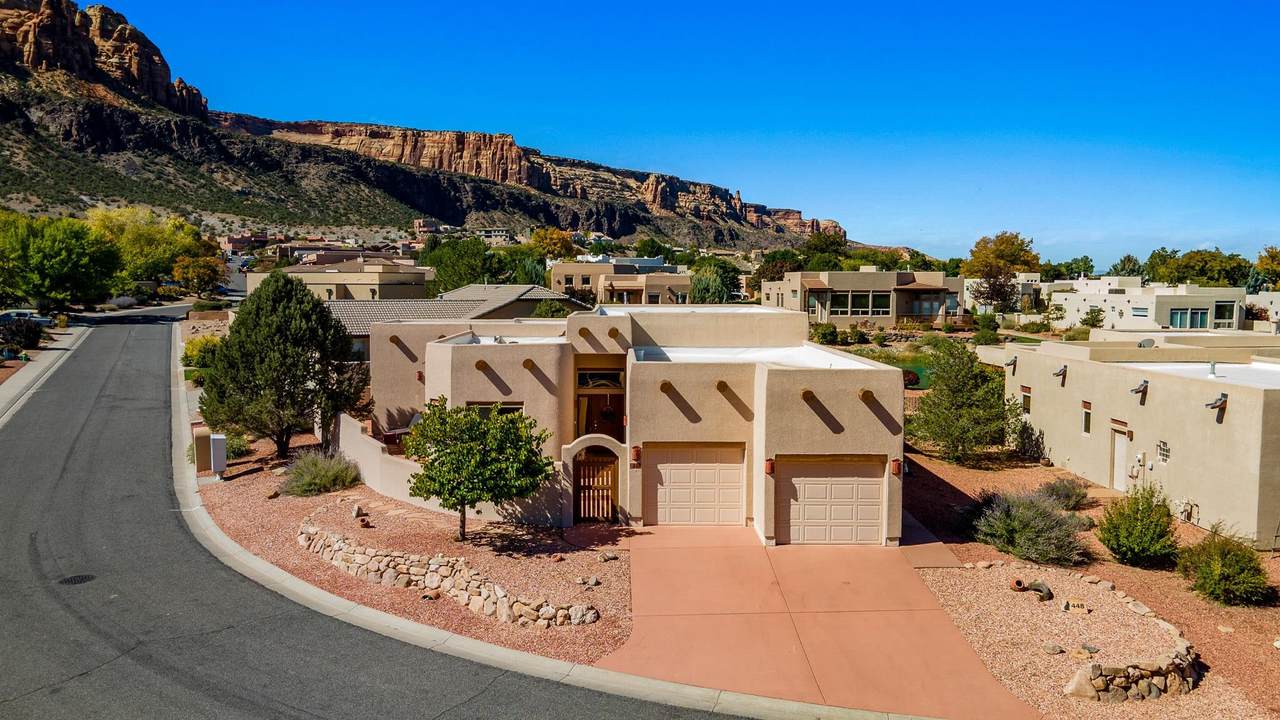 448 Whitetail Lane - Photo 1