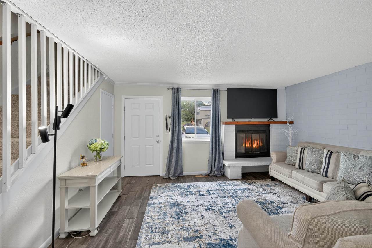 2409 24th Place - Photo 1