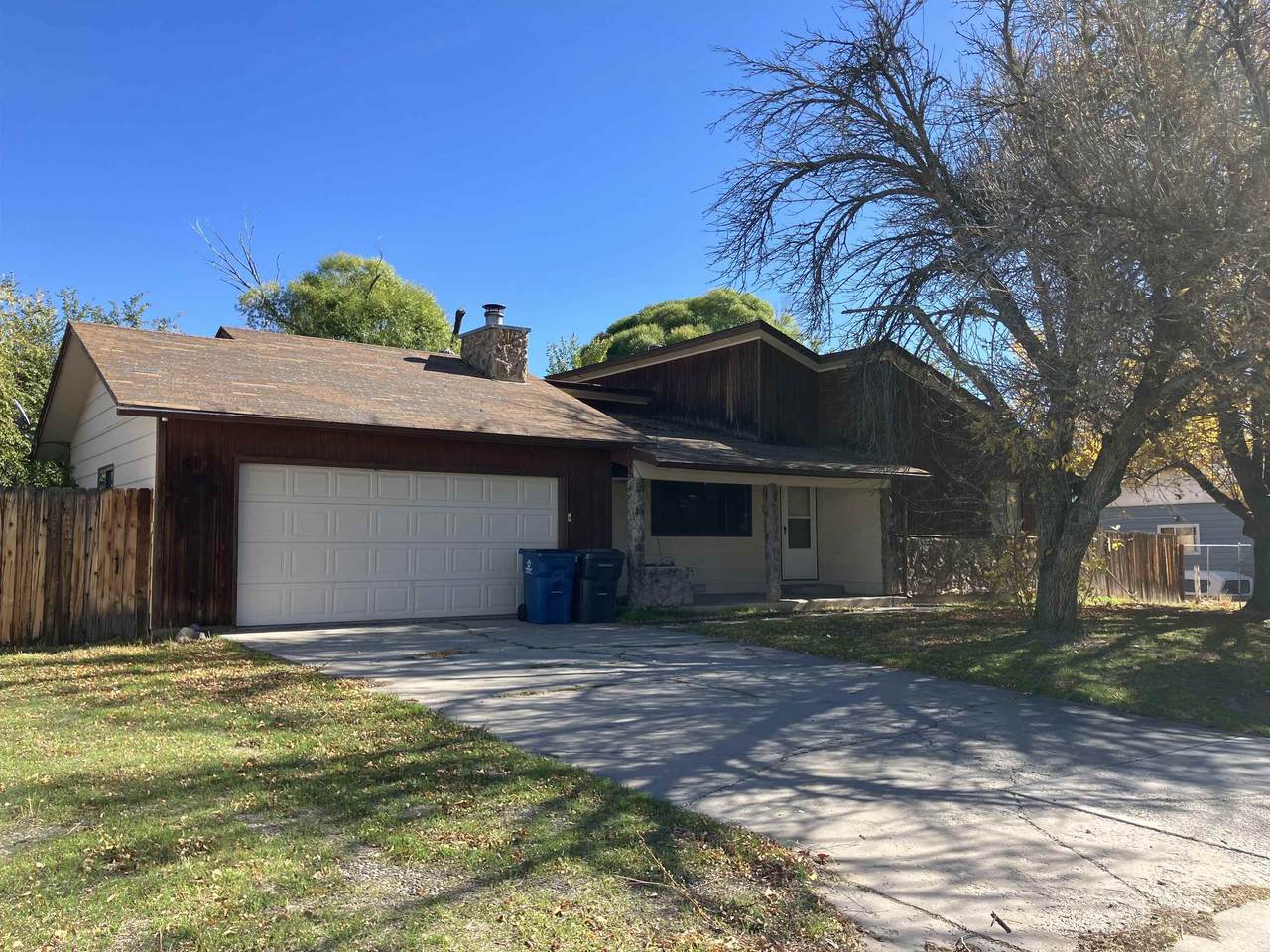 584 Seranade Street - Photo 1