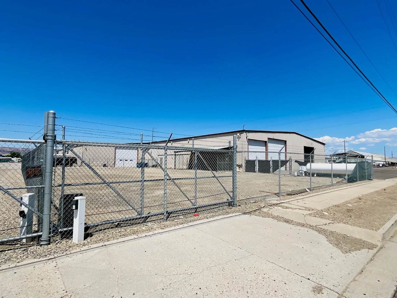 1199 Winters Avenue - Photo 1