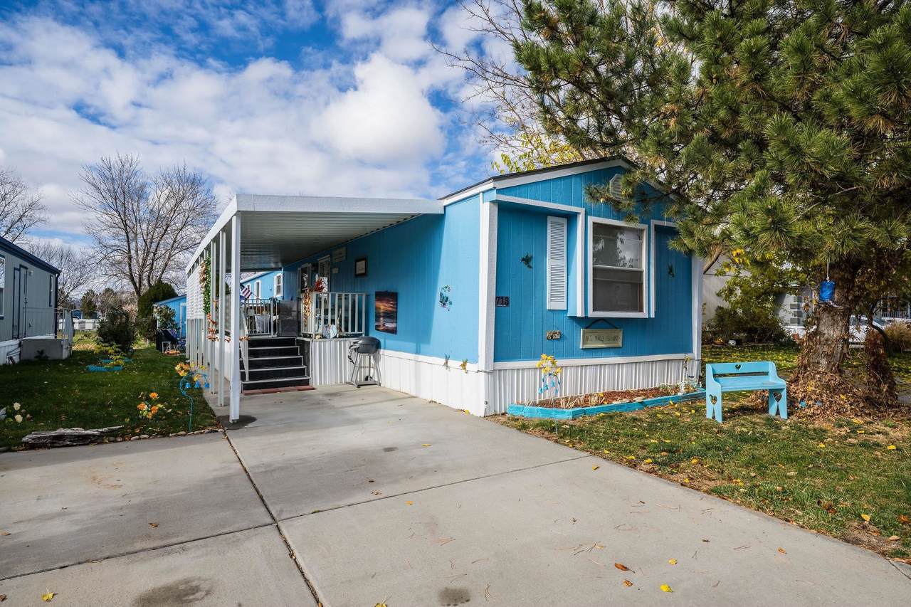 435 32 Road - Photo 1