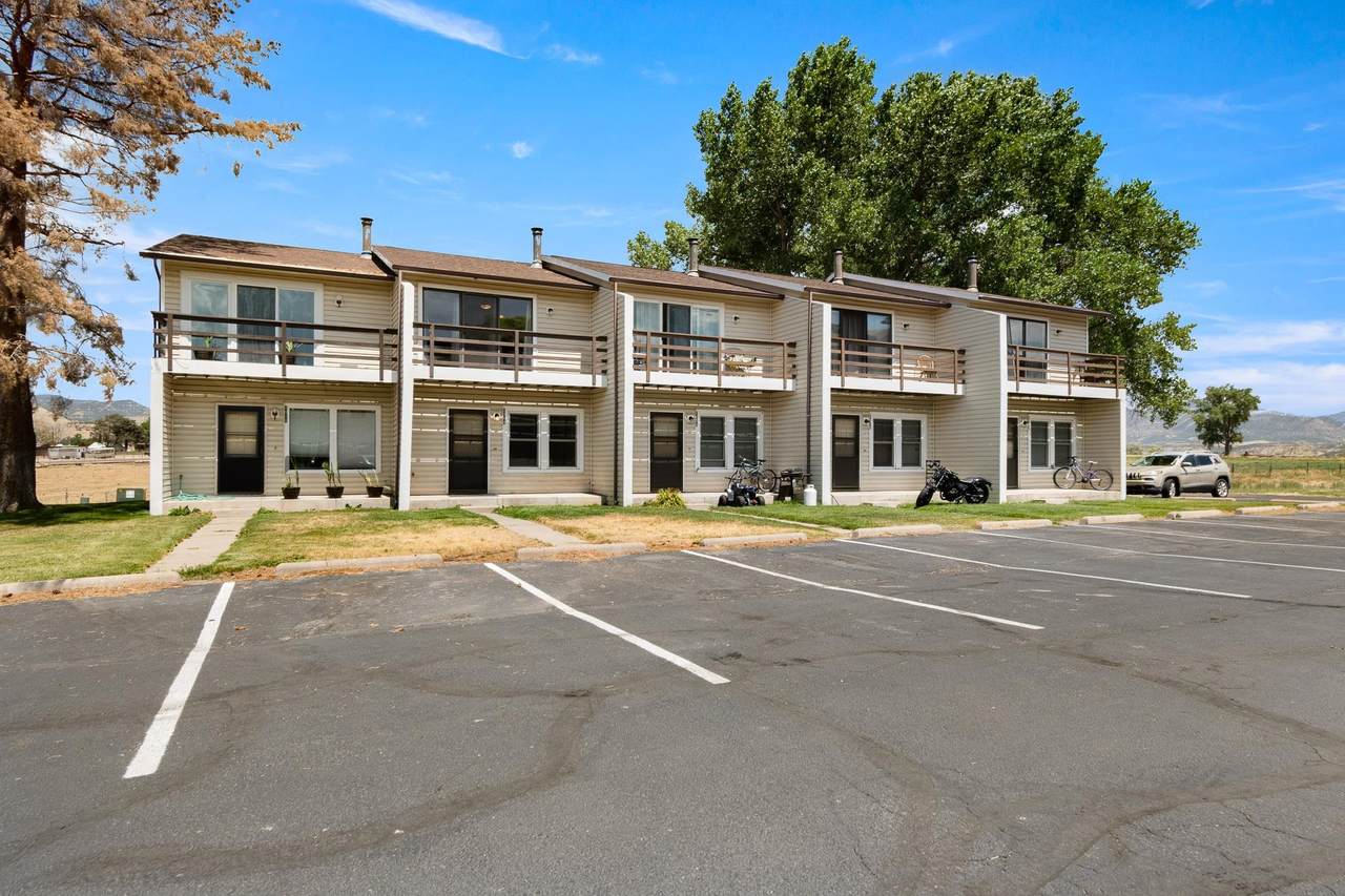 1008 Wamsley Way - Photo 1