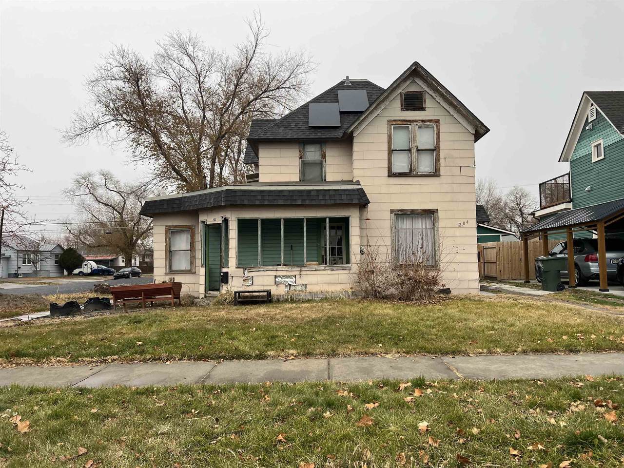 202 Chipeta Avenue - Photo 1