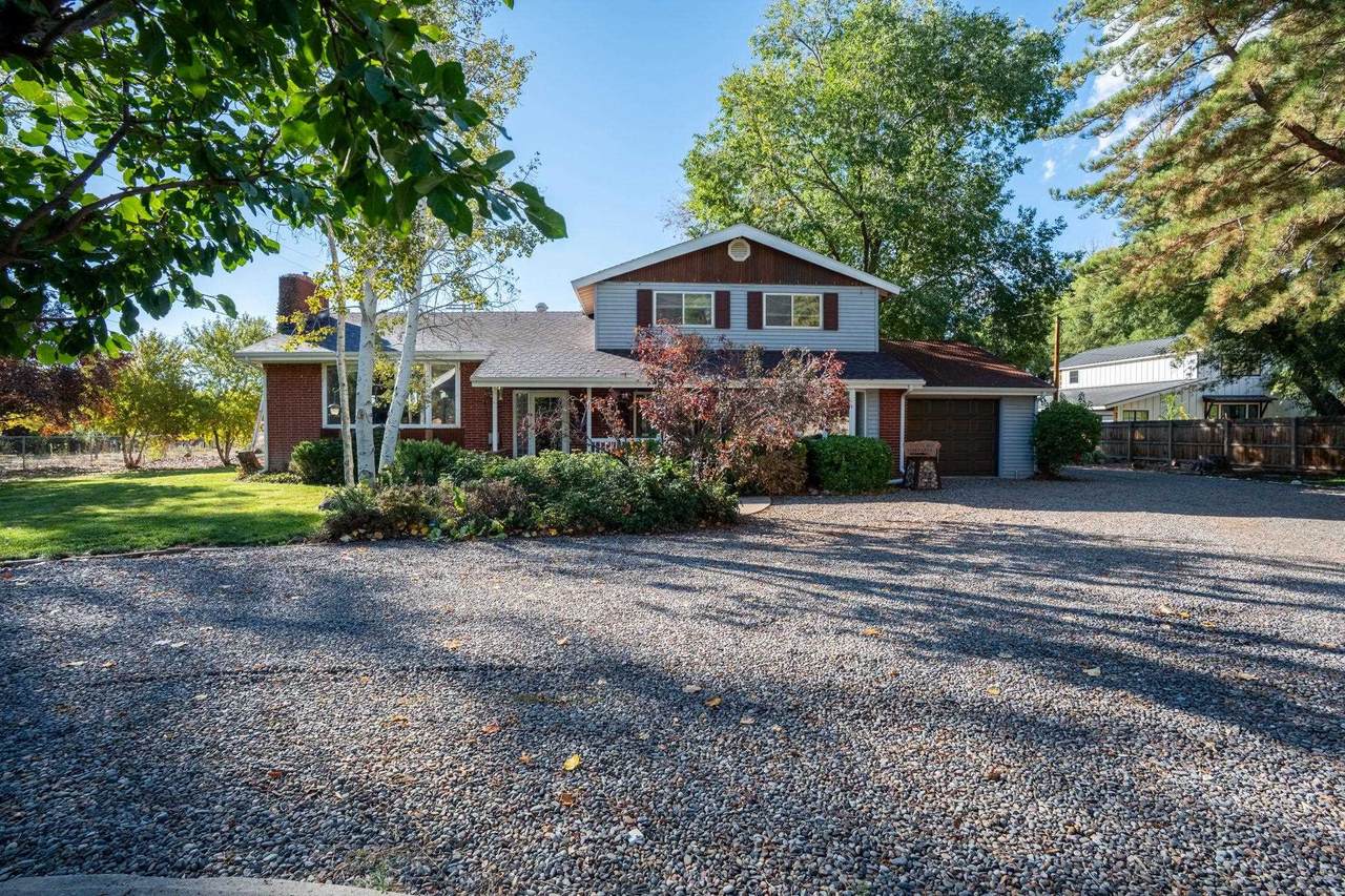 3587 G Road - Photo 1