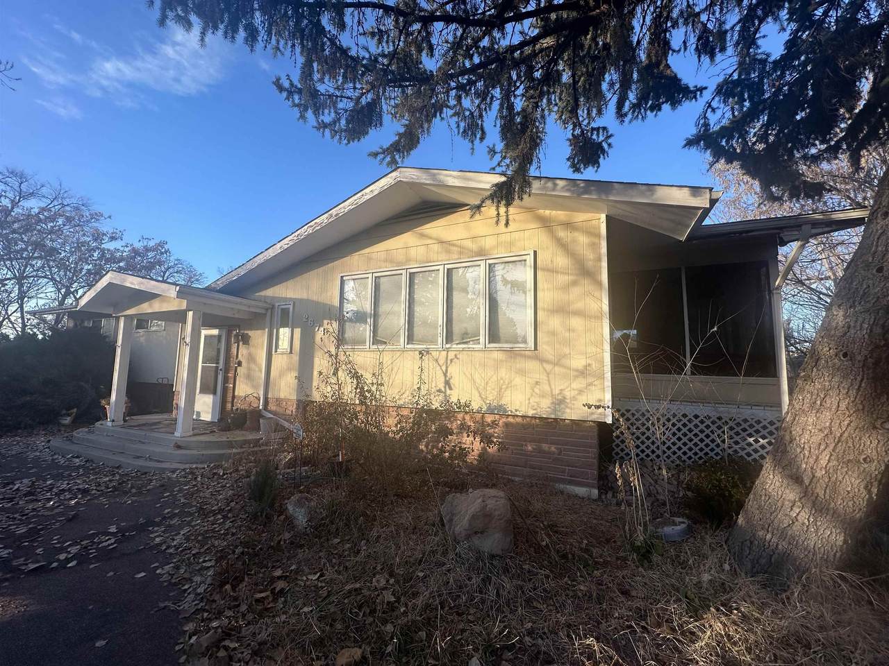 2674 Capra Way - Photo 1