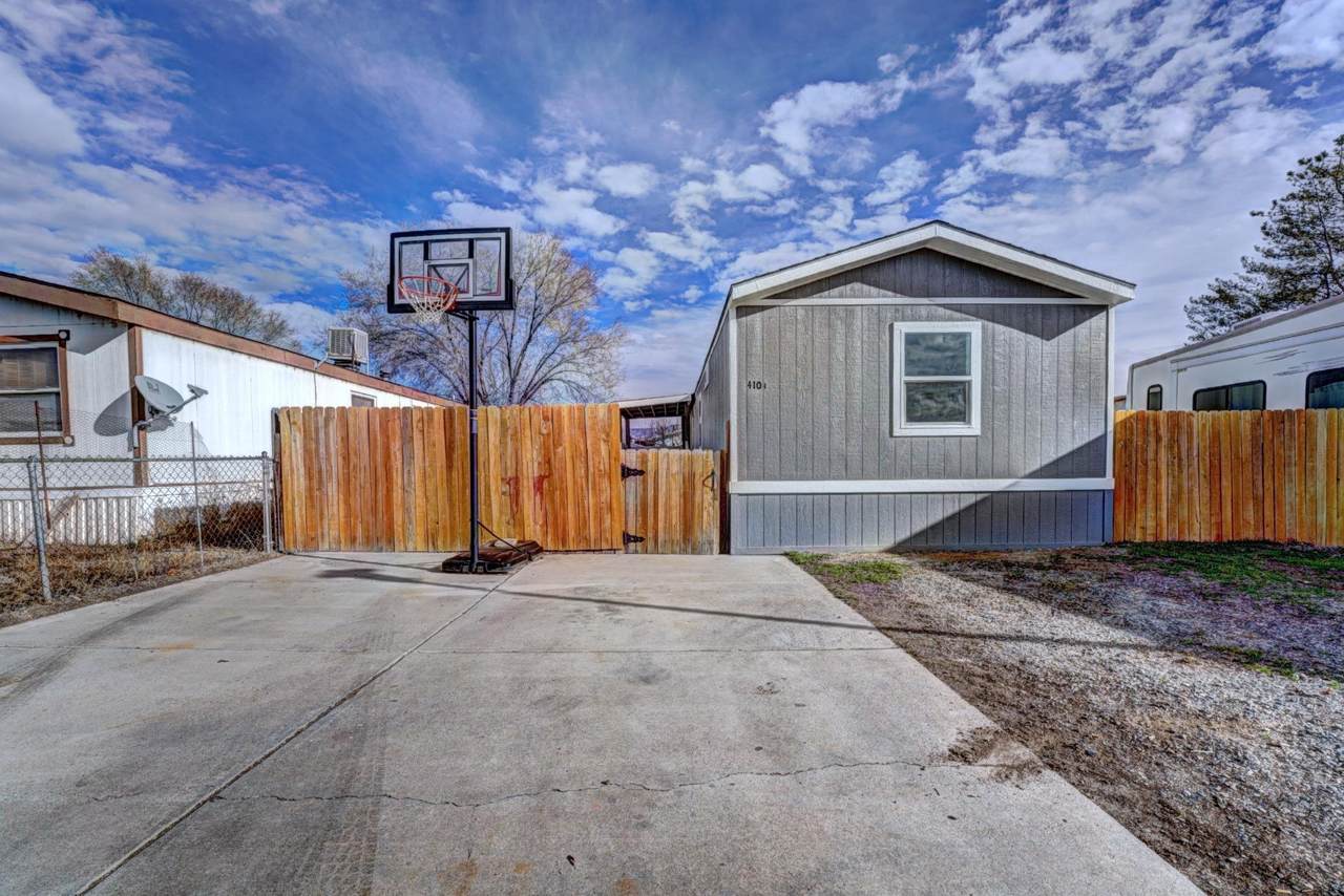 410 1/2 Lark Court - Photo 1