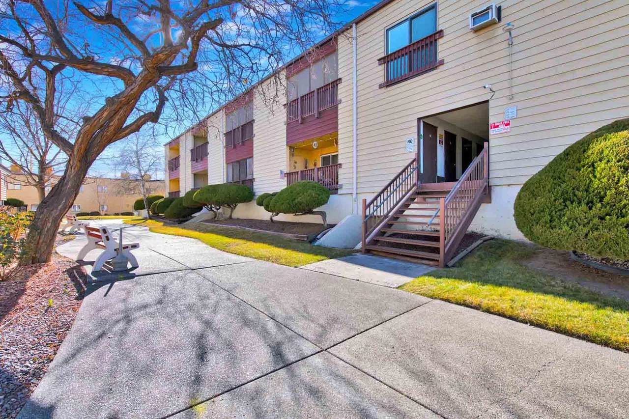 125 Franklin Avenue - Photo 1