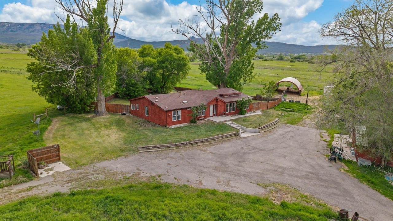 10479 50 Road - Photo 1