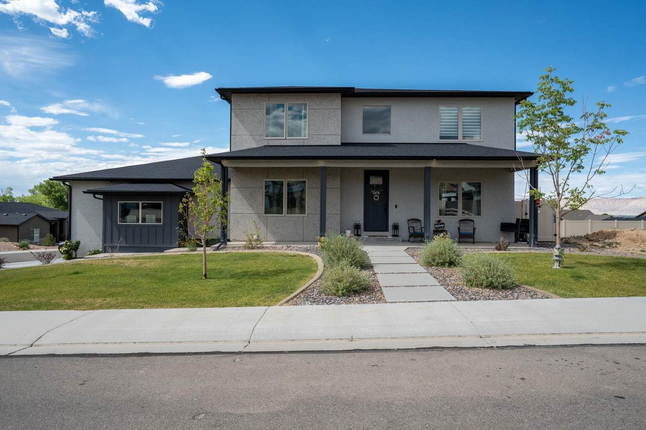 132 Rolling Hill Drive - Photo 1