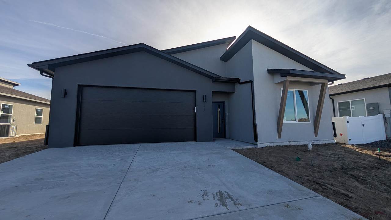 1640 Rusty Rivet Road - Photo 1