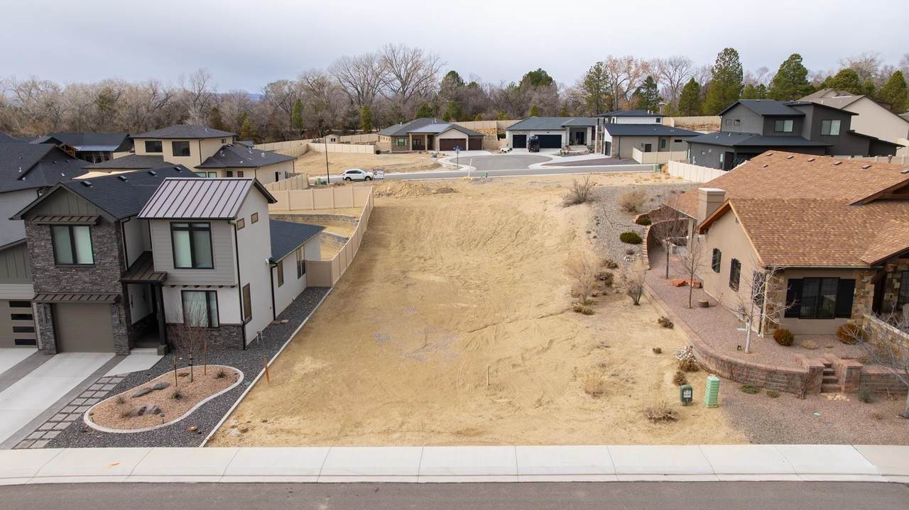 683 Tilman Drive - Photo 1