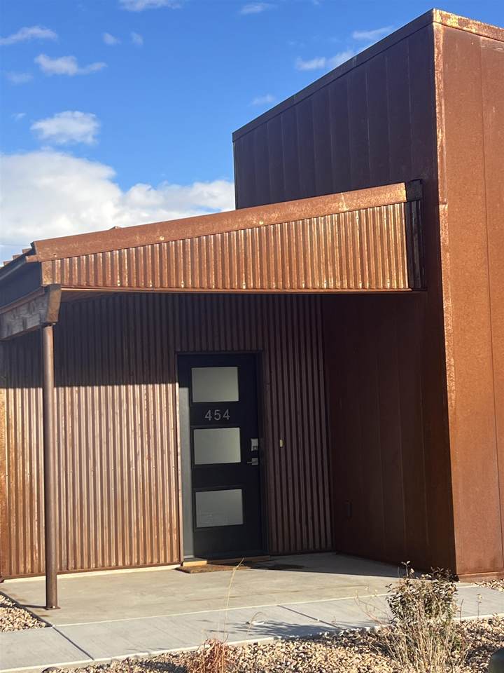 454 Red River Loop - Photo 1