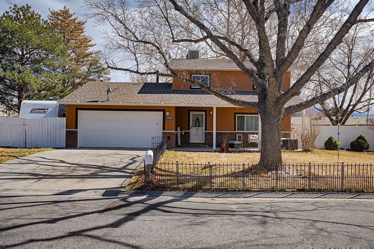 632 Leah Court - Photo 1