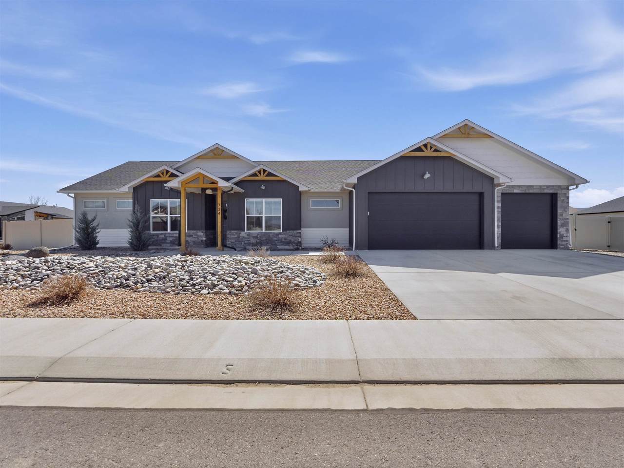 734 Flamecrest Drive - Photo 1