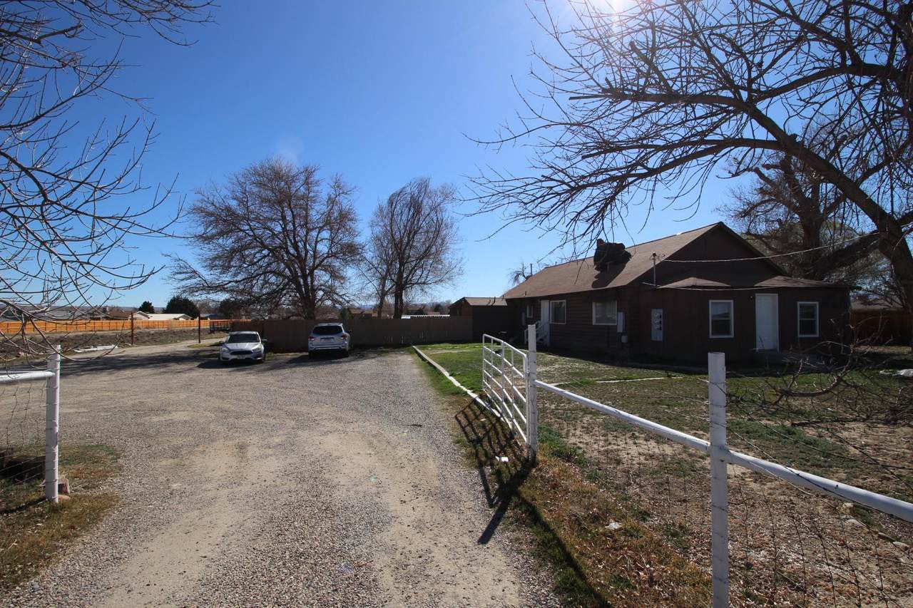 3171 F Road - Photo 1