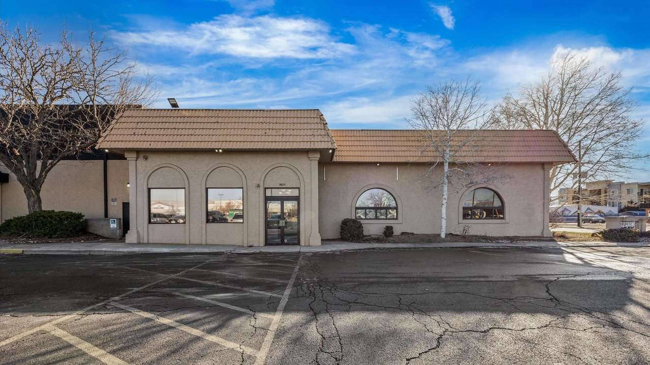 2825 North Avenue - Photo 1