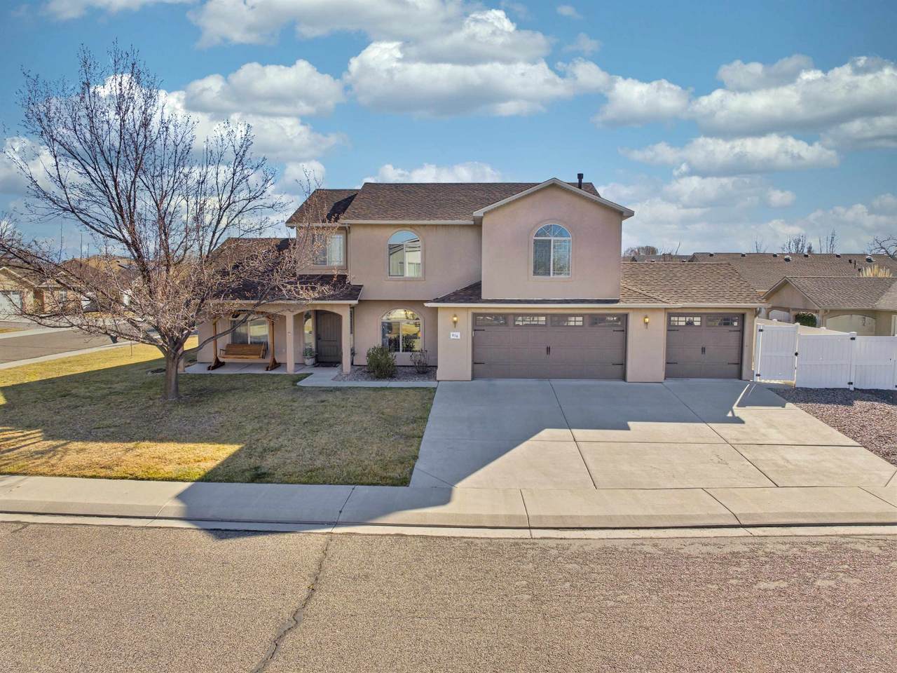 858 Delean Way - Photo 1