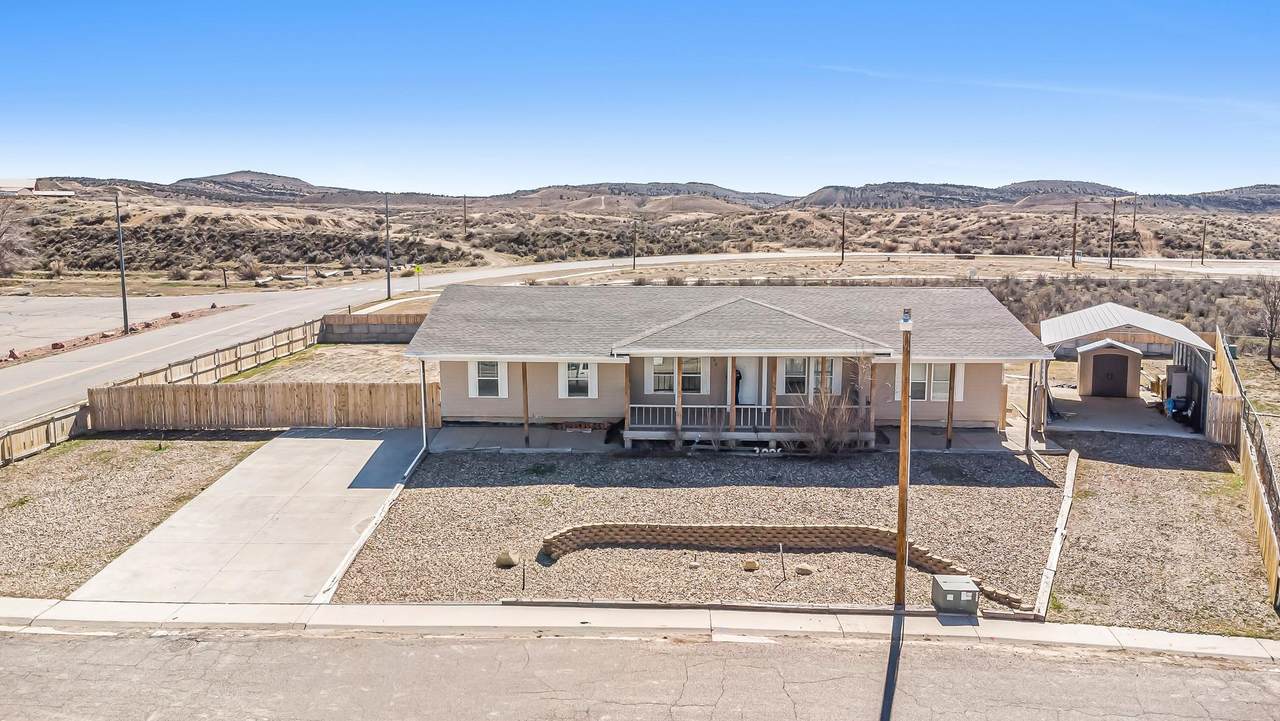 903 Taos Drive - Photo 1