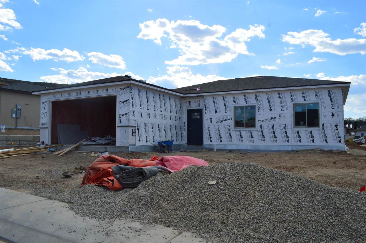 255 Paige Road - Photo 1