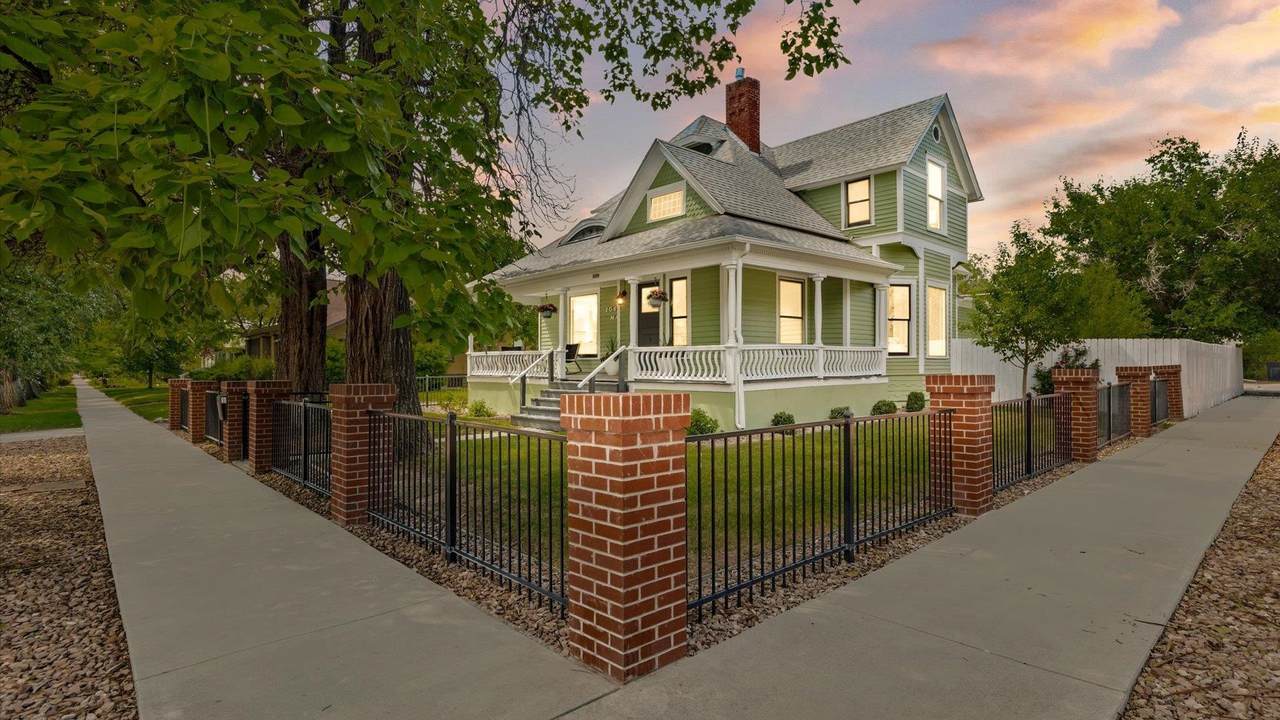 1062 Main Street - Photo 1