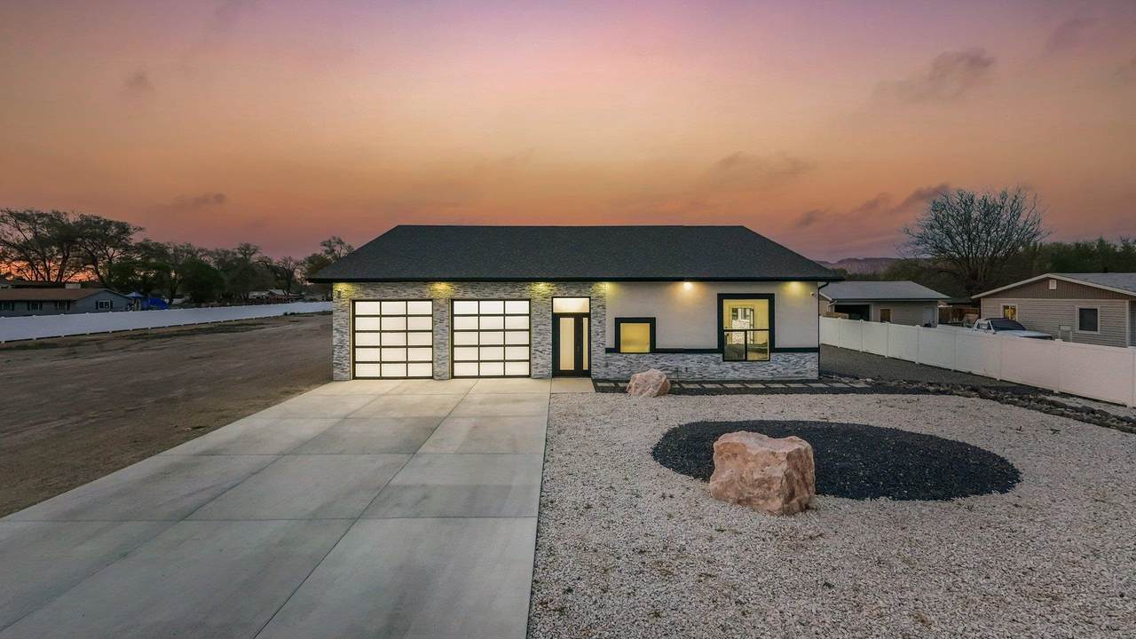 2908 Kennedy Avenue - Photo 1