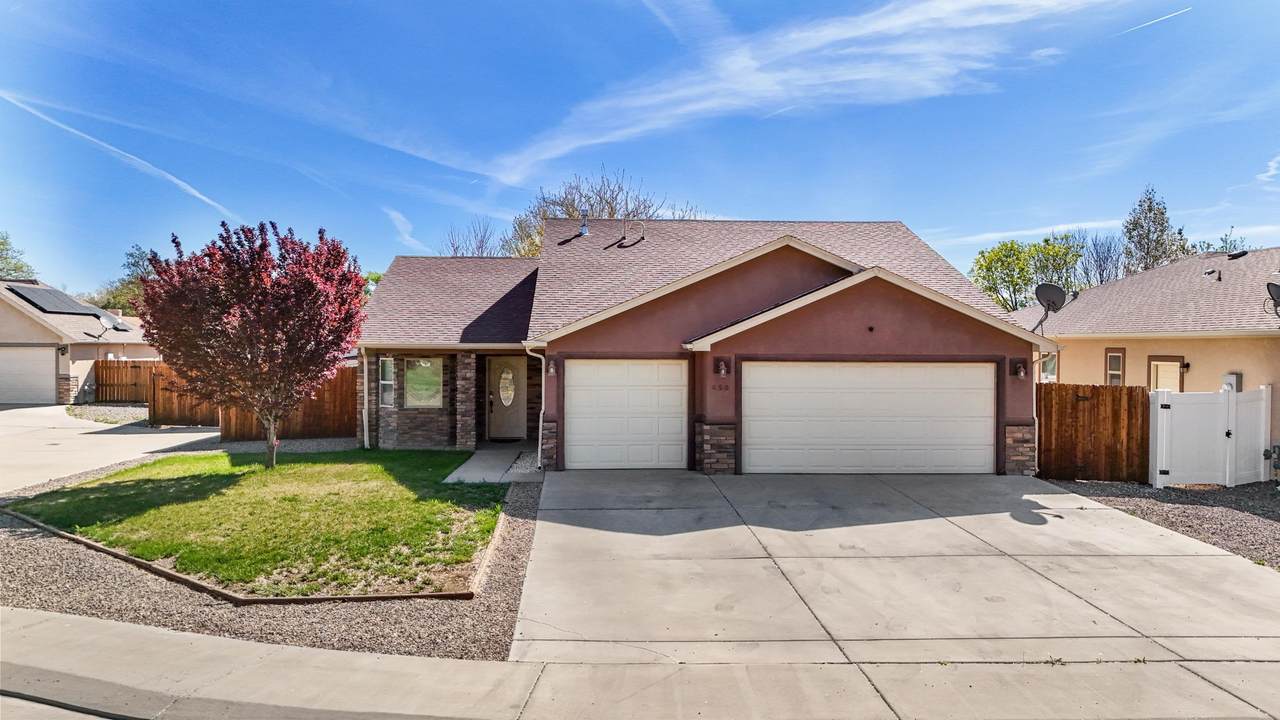 458 Davis Road - Photo 1