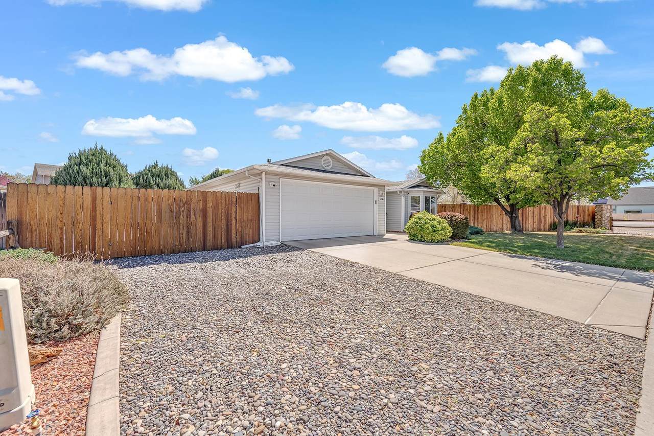 400 Grove Drive - Photo 1