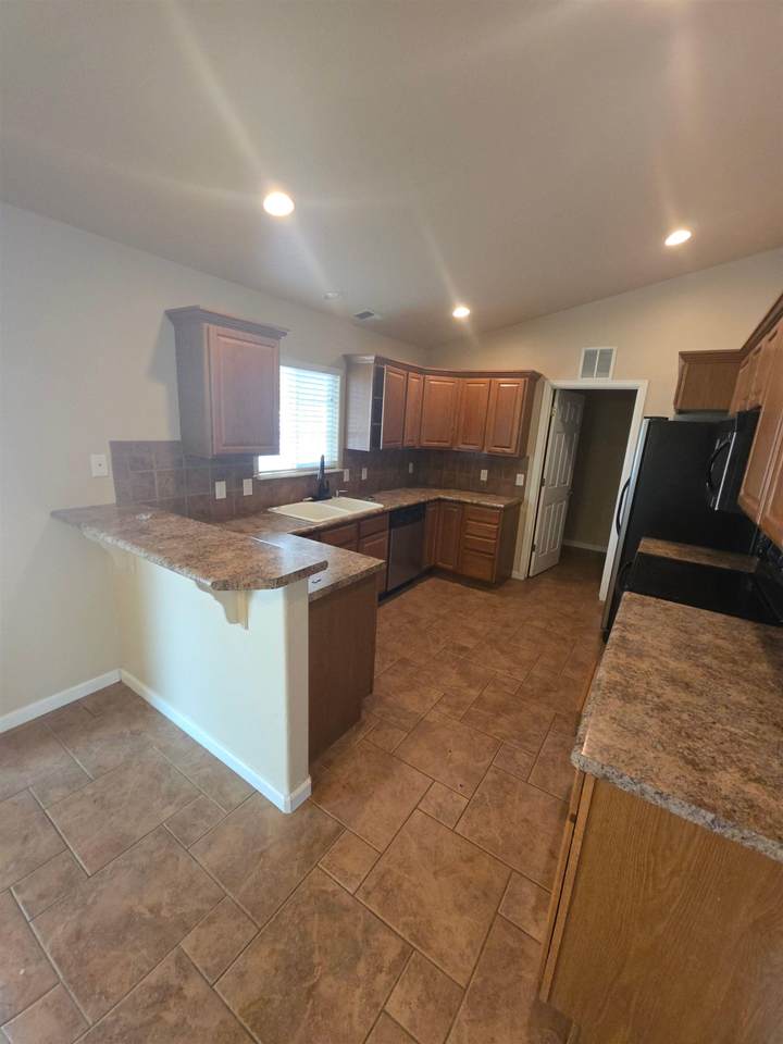 https://bt-photos.global.ssl.fastly.net/gjunction/1280_boomver_1_20261688-2.jpg