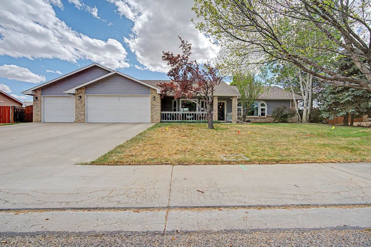 2553 Westwood Drive - Photo 1