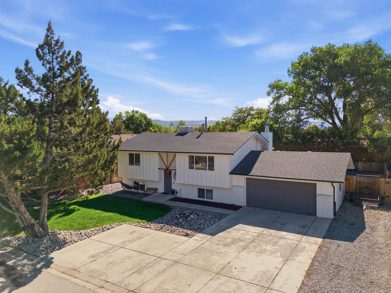 297 Dartmouth Lane - Photo 1