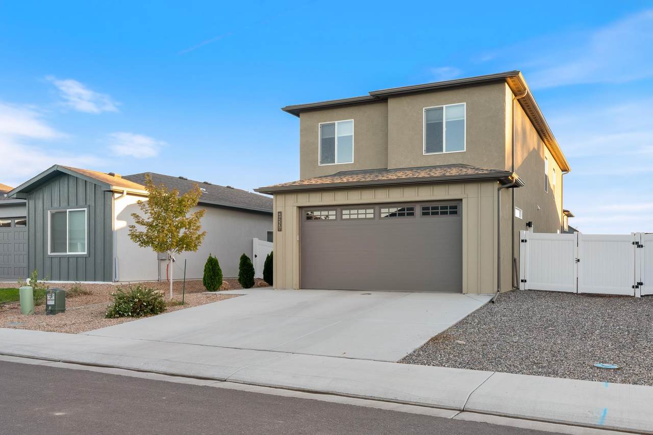 2453 Ross Road - Photo 1