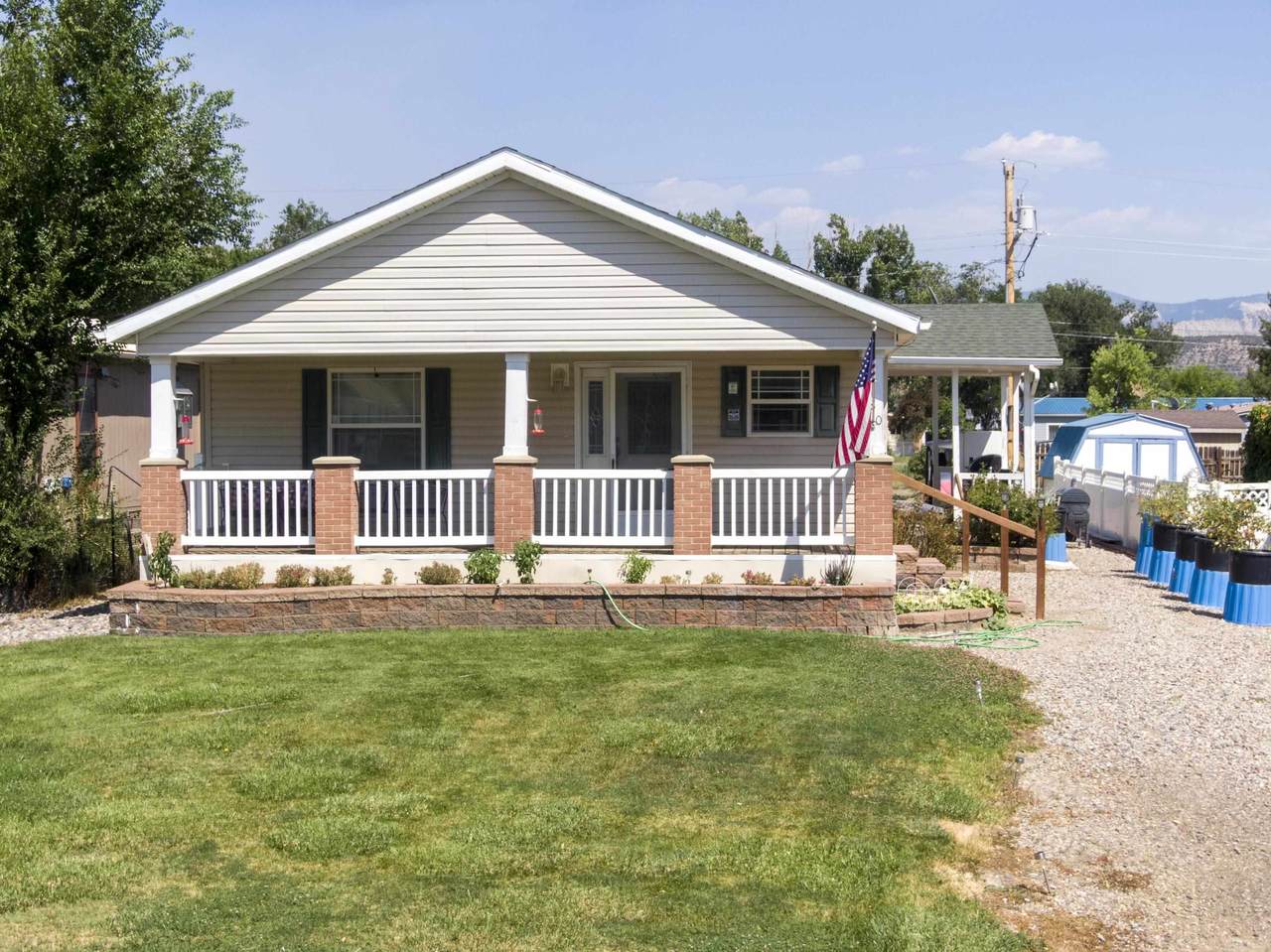 580 Denver Avenue - Photo 1
