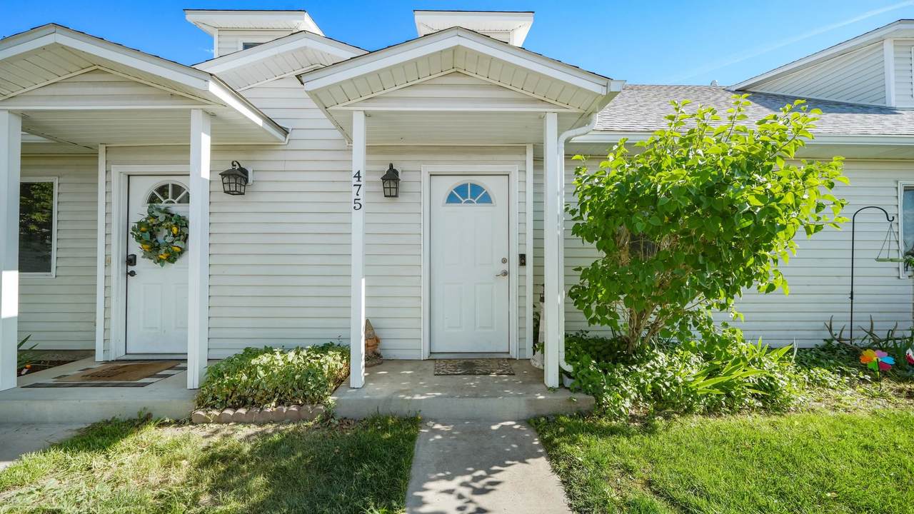 475 David Court - Photo 1