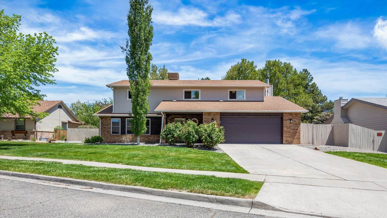 3730 Applewood Street - Photo 1