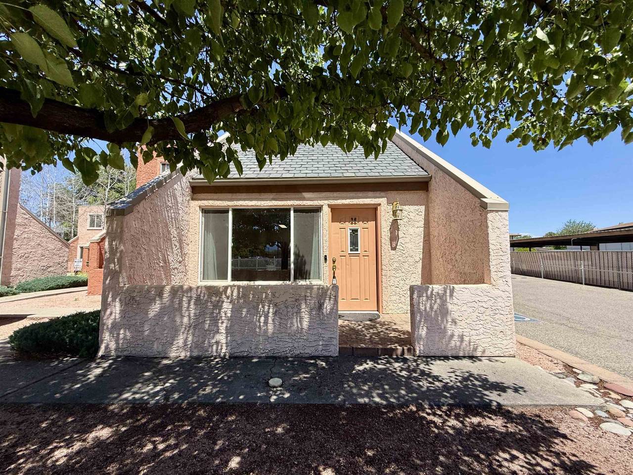 950 Northern Way - Photo 1
