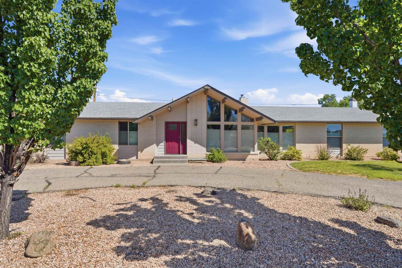 2110 Hodesha Way - Photo 1