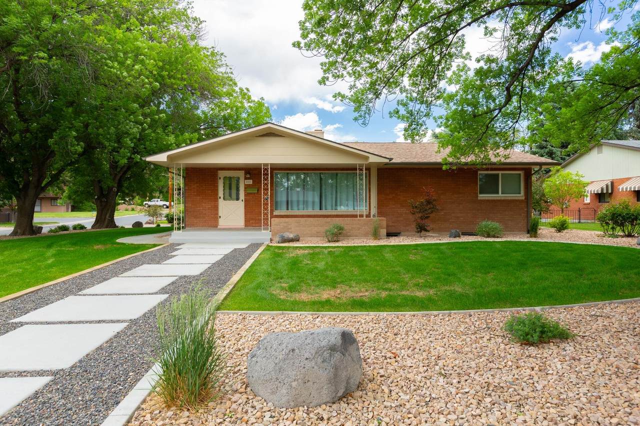 500 Cedar Avenue - Photo 1