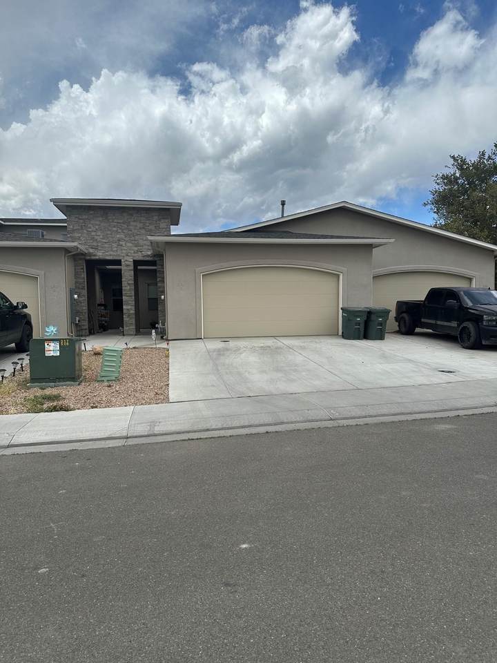 581 Indian Creek Drive - Photo 1