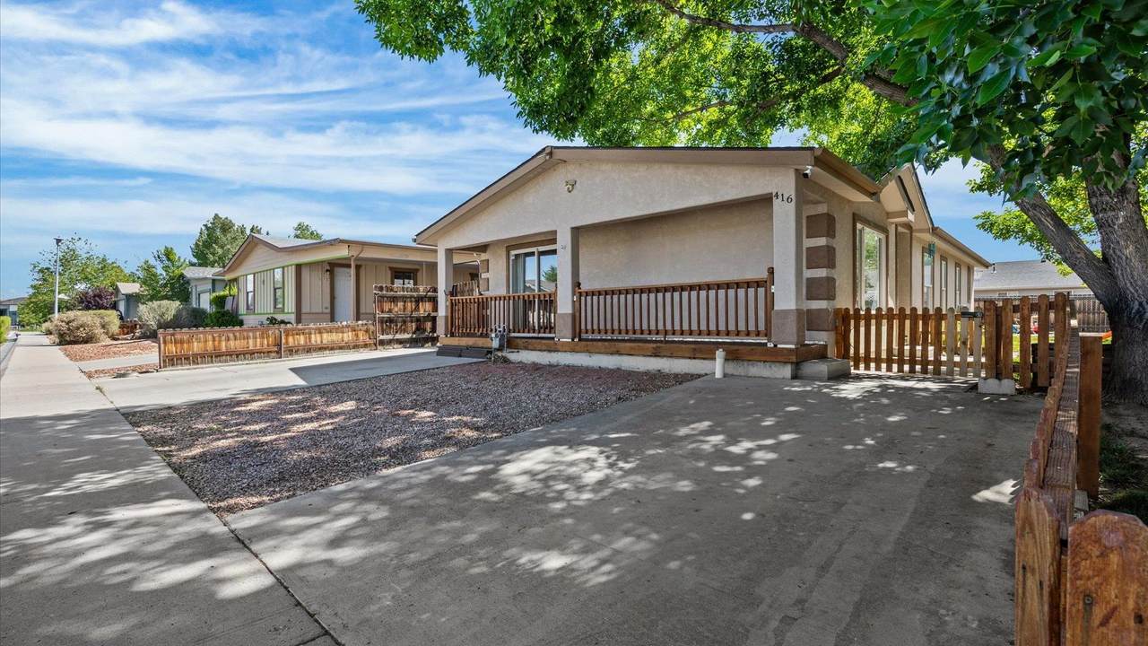 416 Glendale Way - Photo 1