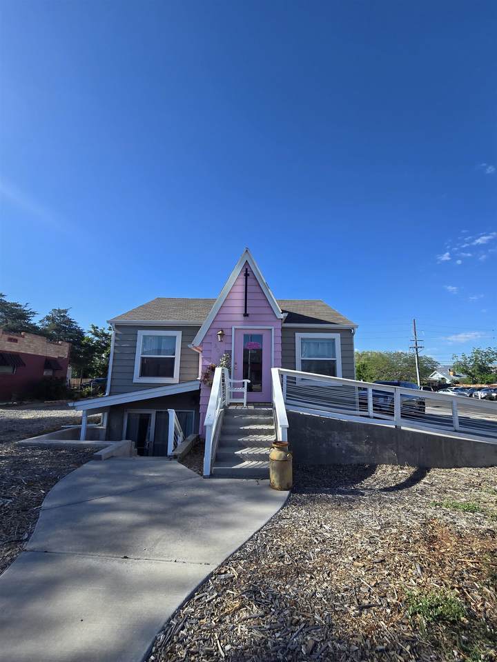 303 North Avenue - Photo 1